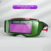 Очки сварщика защитные с автоматическим затемнением WELDER